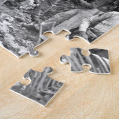 U.S. Marinesoldaten und Führer auf der Suche nach Puzzle (Seite)