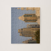 UAE, Dubai. Minarett der Moschee in Al Wasl, mit Puzzle (Vertikal)