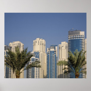 UAE, Dubai. Türme der Residenz Jumeirah Beach Poster