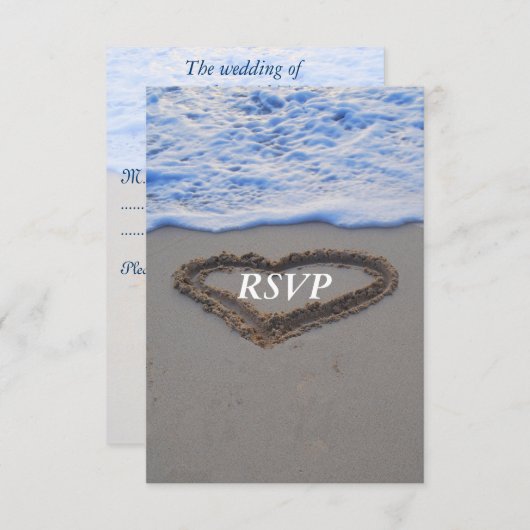 UAWG Beach Wedding Heart in Sand RSVP Karte (Vorne/Hinten)