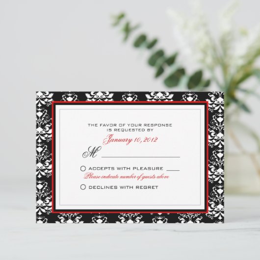 UAwg Custom Black & White Damask Red Accelerator RSVP Karte (Stehend Vorderseite)