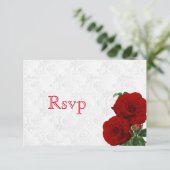 UAWG Deep Rote Rose Floral Wedding RSVP Karte (Stehend Vorderseite)