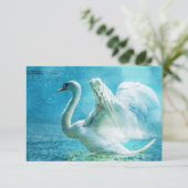 UAWG Magischer Schwan während einer Sommerdusche RSVP Karte (Stehend Vorderseite)