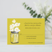 UAWG - Mason Jar gefüllt mit White Daisies RSVP Karte (Stehend Vorderseite)