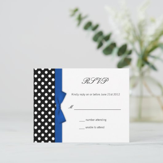 UAWG - Polka Dot Blue Bow Wedding Response Card RSVP Karte (Stehend Vorderseite)