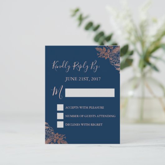 UAWG - Rose Gold Pink und Navy Blue Floral Einladungspostkarte (Stehend Vorderseite)