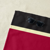 Übeltäter: Man muss bestraft werden Strandtuch (Beispiel)