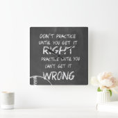 Üben Sie Baseball-Motivation auf der Tafel Quadratische Wanduhr (Zuhause)