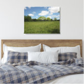 Über das offene Feld hinweg: Weitwinkelansicht Leinwanddruck (Insitu (Schlafzimmer))
