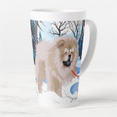 ÜBER DEM FLUSS Fawn Chow Latte Tasse mit Text (Rechte Ecke)