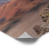 über dem Haleakala Krater auf einem Sandstreifen Poster (Ecke)