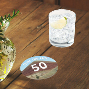 Über dem Hill 50. Geburtstag Meilenstein Runder Pappuntersetzer