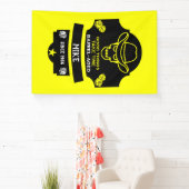 Über dem Hügel Alt werden Banner (InSitu)