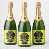 Über dem Hügel Alt werden Schaumweinetikett (Flaschen)