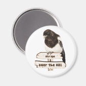 Über dem Hügel, altehrwürdige Zeichen Magpie-Spaß Magnet (Vorderseite/Rückseite)