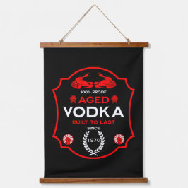 Über dem Hügel bei Vodka Drinker Wandteppich Mit Holzrahmen