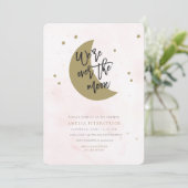 Über dem Mond Baby Duschvorhang Einladungs-Mädchen Einladung (Stehend Vorderseite)