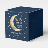 Über dem Mond | Babydusche Geschenkschachtel (Vorderseite)