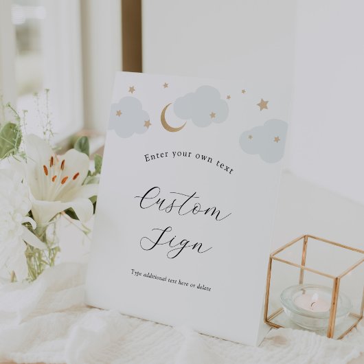 Über dem Mond blauer Text-Zeichen Sockelschild