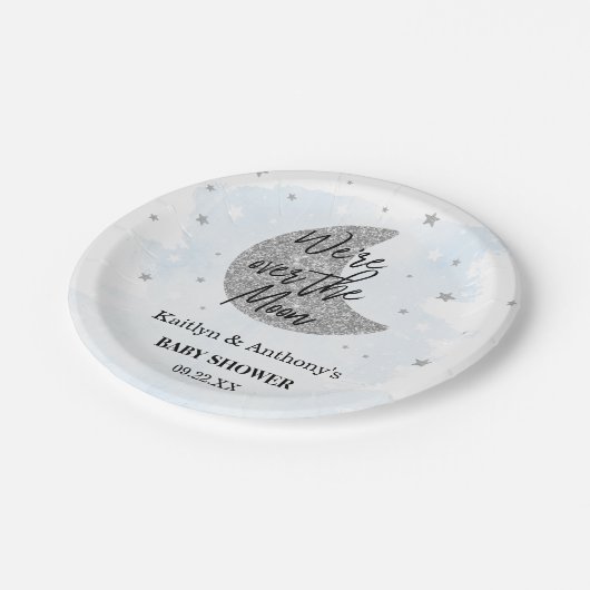 Über dem Mond | Boys Baby Shower Paper Plate Pappteller (Schrägansicht)
