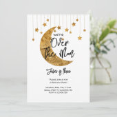 Über dem Mond funkelnder Kindergeburtstag Einladung (Stehend Vorderseite)