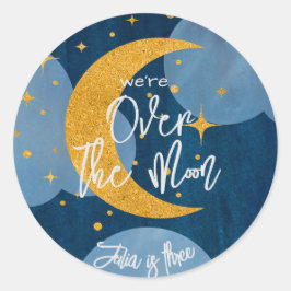 Über dem Mond funkelnder Kindergeburtstag Runder Aufkleber