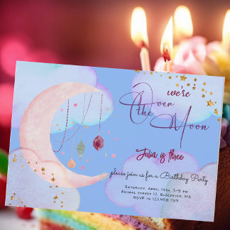 Über dem Mond herrlicher pastellfarbener Kindergeb Einladung