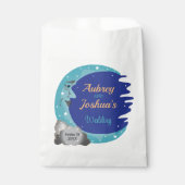 Über dem Mond Hochzeit Personalisierte Lieblings-T Geschenktütchen (Vorderseite)