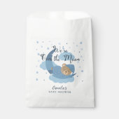 Über dem Mond schlafende Bärenjunge Babydusche Geschenktütchen (Vorderseite)