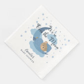 Über dem Mond schlafende Bärenjunge Babydusche Serviette (Ecke)