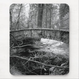 Über den Fluss Mousepad