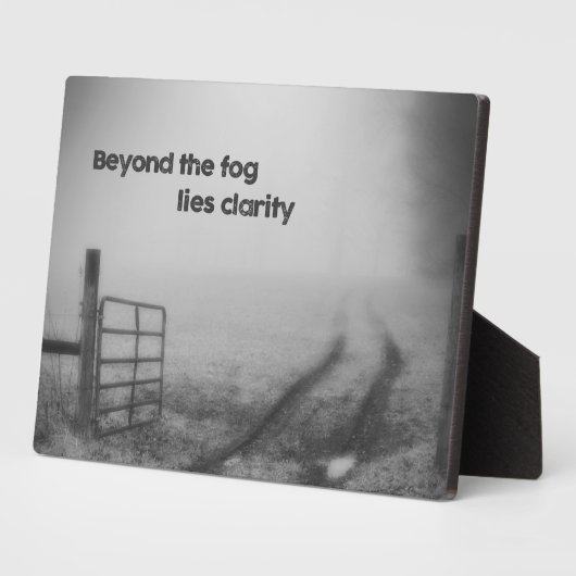 Über den Nebel hinaus ist Klarheit Fotoplatte (Seite)