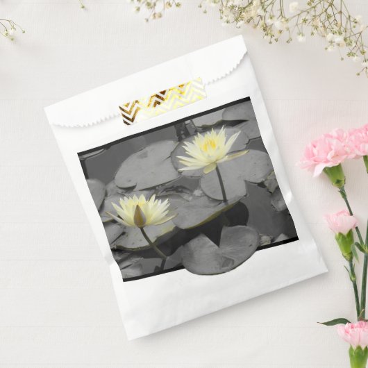 Über den Rahmen hinaus blühen Geschenktütchen (Versiegelt)