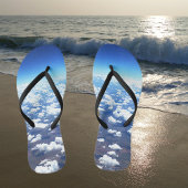 Über der Wolke Badesandalen