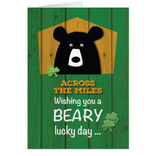 Über die Meilen St. Patrick's Day mit Bär