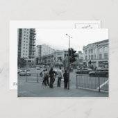 Über die Straße Postkarte (Vorne/Hinten)