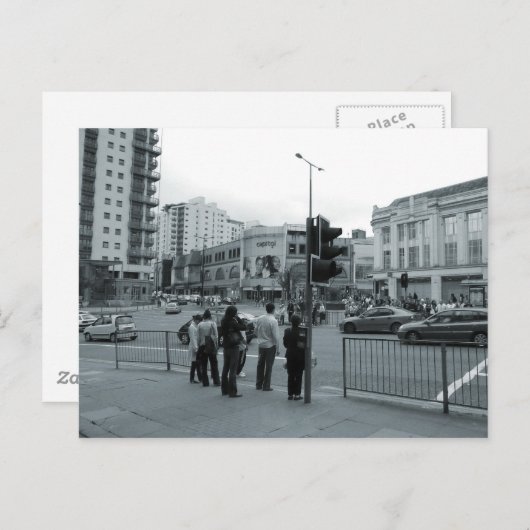 Über die Straße Postkarte (Vorne/Hinten)