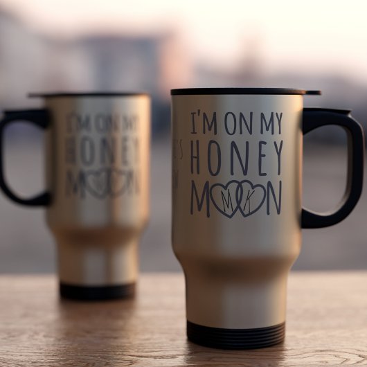 Über meine Flitterwochen Mongram Bridge Reisebecher