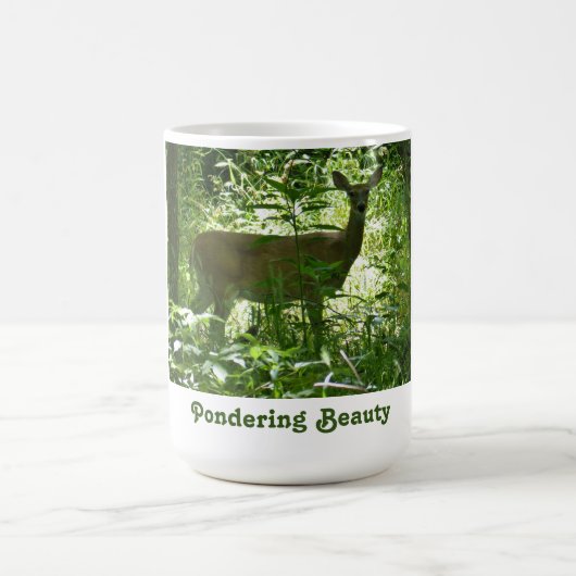 Über Schönheit nachdenken - Tasse (Mittel)