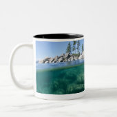 Über und unter Lake Tahoe Zweifarbige Tasse (Links)