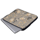 Überall auf Blume Muster auf brauner Hintergrundbl Laptopschutzhülle (Vorne Knopf)