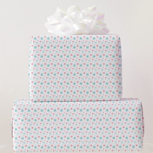 Überall im Schneeflockenmuster lässt es schneefrei Geschenkpapier