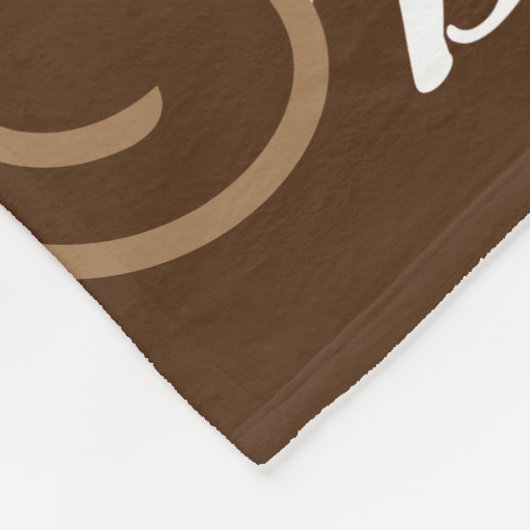 Überall in Braun gestempelte wiederholte Namen Fleecedecke (Ecke)