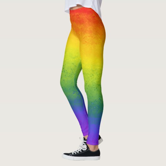 Überall Leggings mit kräftigen, lebendigen Farben. (Links)