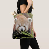 Überall Tasche. Foto roter Panda, Panda roux. Tasche (Von Nahem)