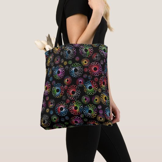 Überall Tasche - Spirograph trifft Schwarzen Magie (Von Nahem)