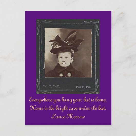 Überall, wo du deinen Hut aufhängt, ist Zuhause Postkarte (Vorderseite)