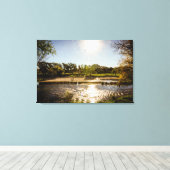 Überblick über die Flussufer mit klarem Himmel Leinwanddruck (Insitu (Holzboden))