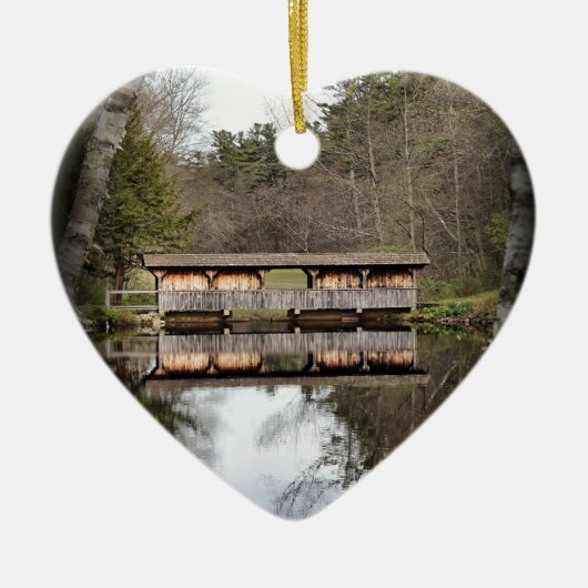 Überdachte Brücke Keramik Ornament (Vorne)