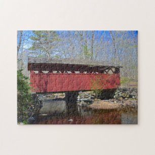 Überdeckte Brücke im Frühling Puzzle